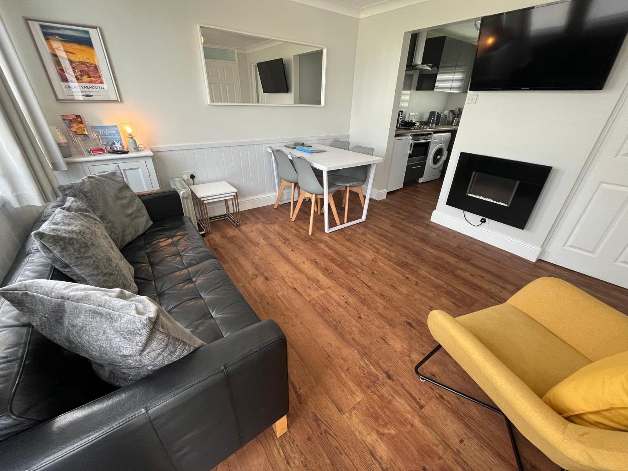 Chalet Beachcomber Sunbeach: Pet-friendly With Club Access *